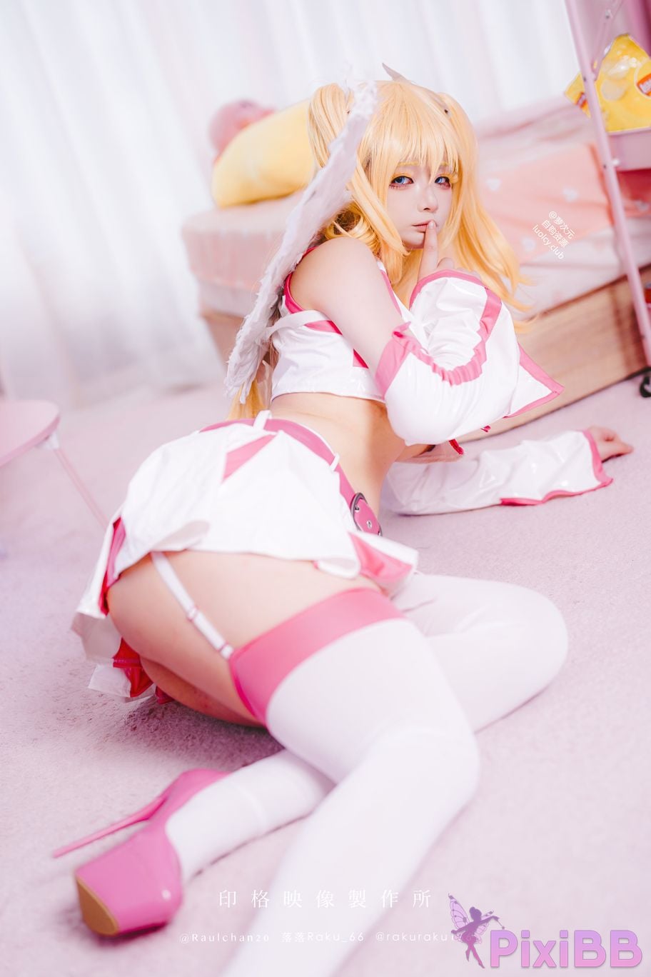 Cosplayer Luoluo Raku 8K Lily Liliel PixiBB.COM 027