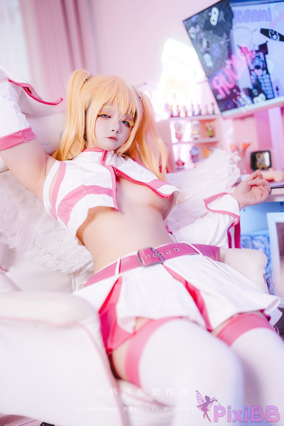 Cosplayer Luoluo Raku 8K Lily Liliel PixiBB.COM 041