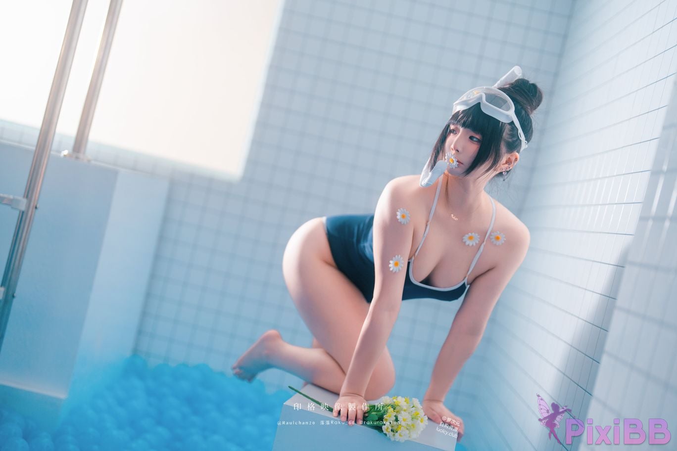 Cosplayer Luoluo Raku 8K Tripper PixiBB.COM 042