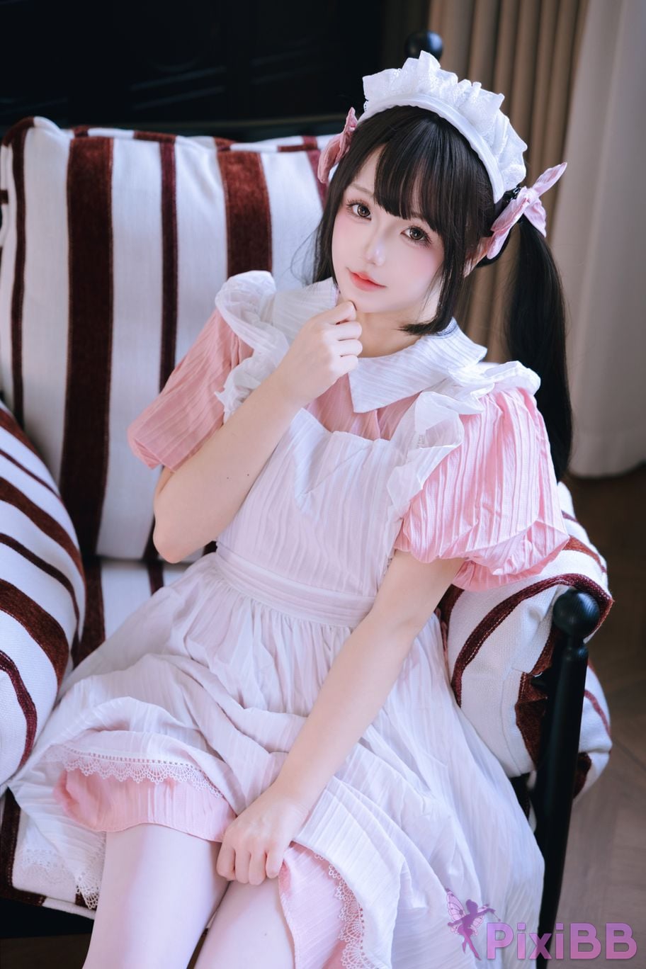 Cosplayer Hinajiao trainee maid PixiBB.COM 005
