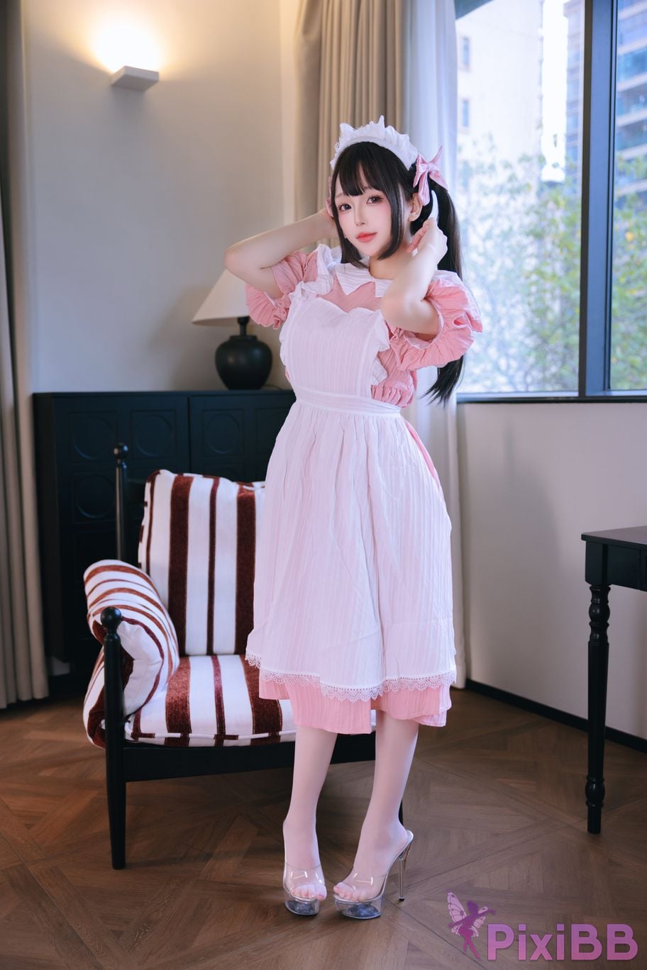 Cosplayer Hinajiao trainee maid PixiBB.COM 015