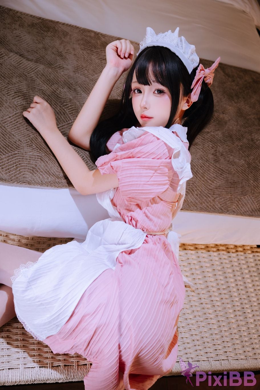 Cosplayer Hinajiao trainee maid PixiBB.COM 028