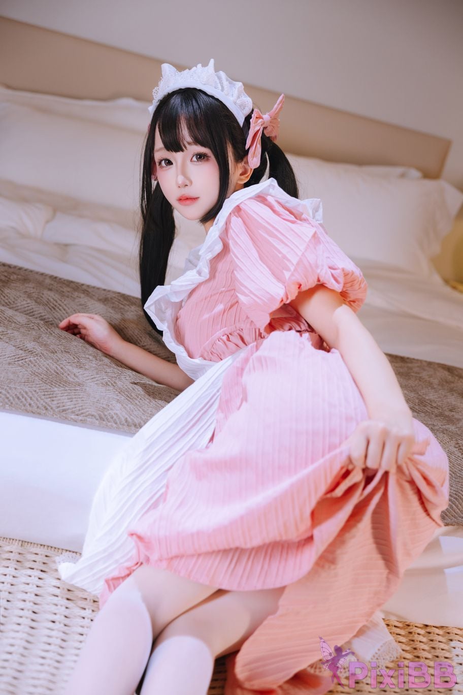 Cosplayer Hinajiao trainee maid PixiBB.COM 031