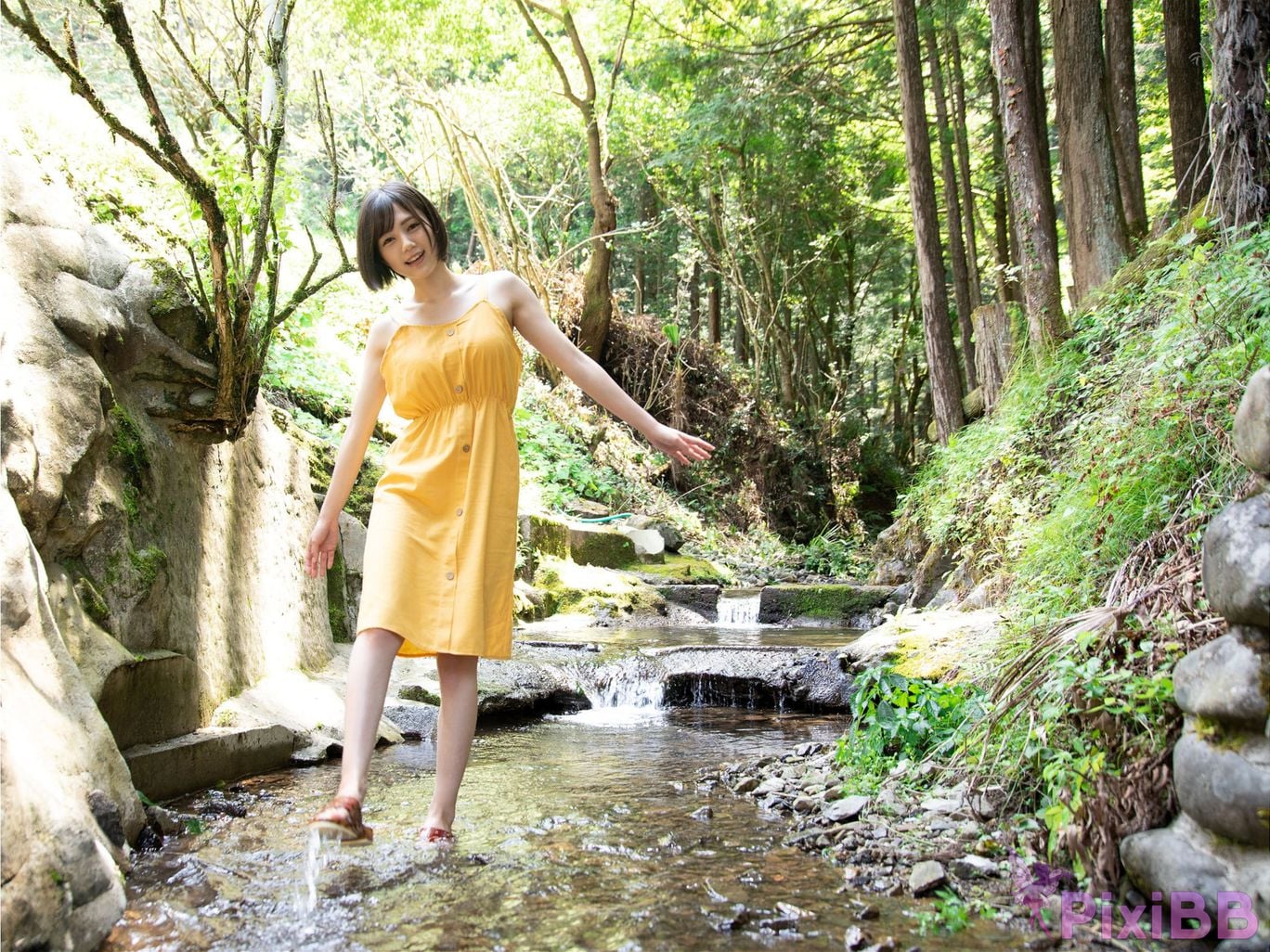 Japanese Idol Suzumori Remu summer and cool digital photo book PixiBB.COM 007