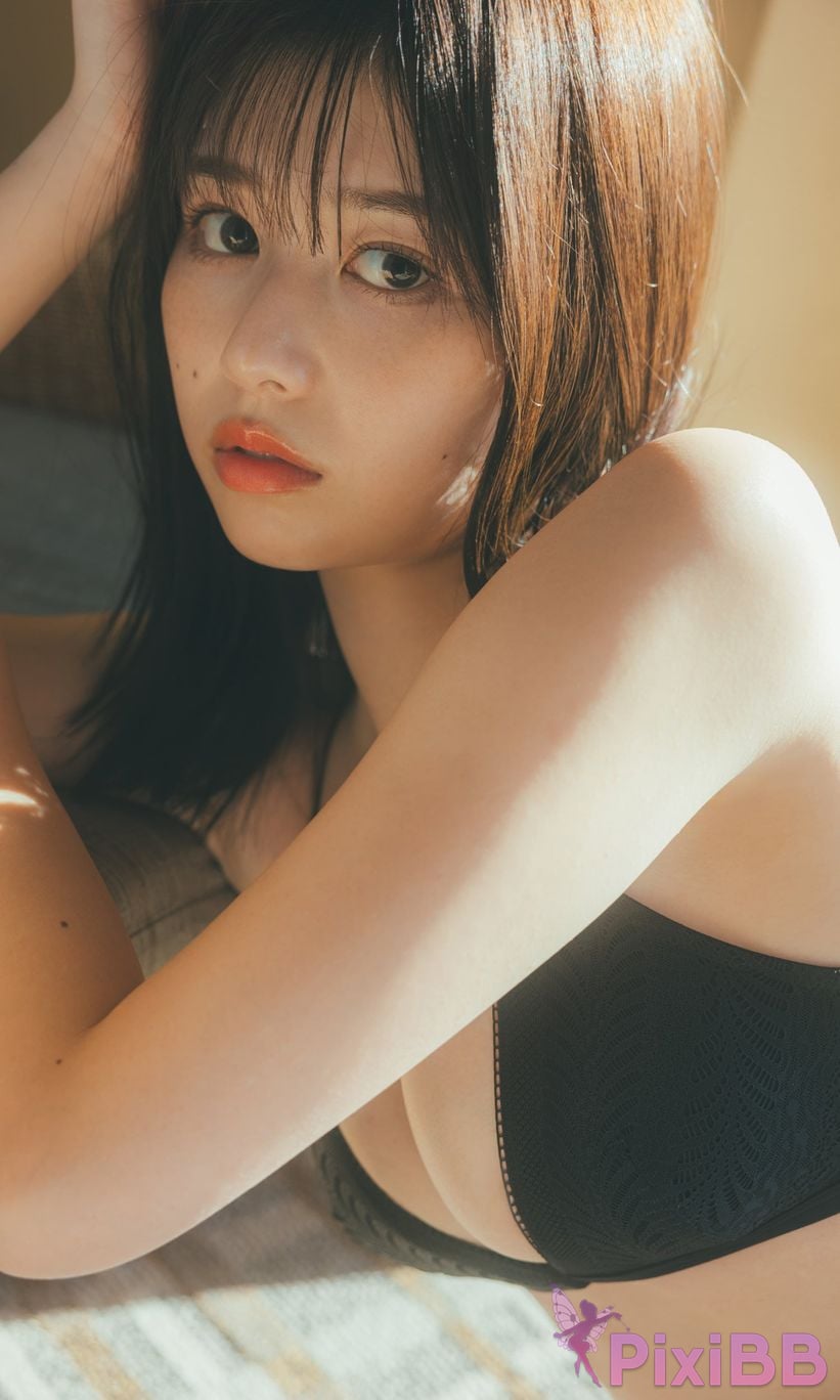 Japanese Idol Yuzuha Saeki Digital only photo collection My thoughts are overflowing weekly play BOOK PixiBB.COM 015