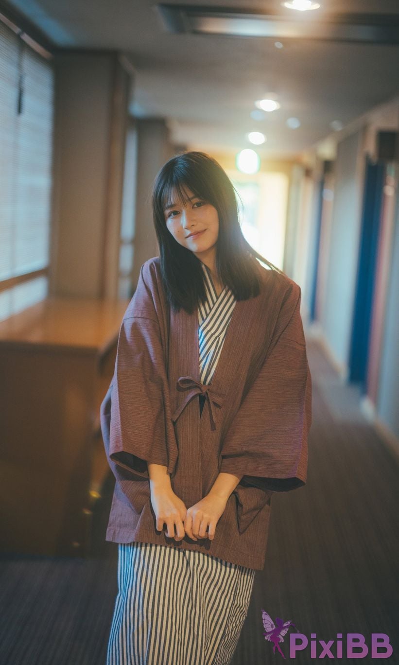 Japanese Idol Yuzuha Saeki Digital only photo collection My thoughts are overflowing weekly play BOOK PixiBB.COM 047
