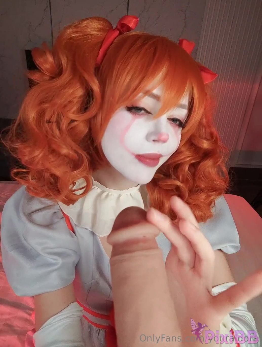 AldoraChan Pennywise PixiBB.COM 008