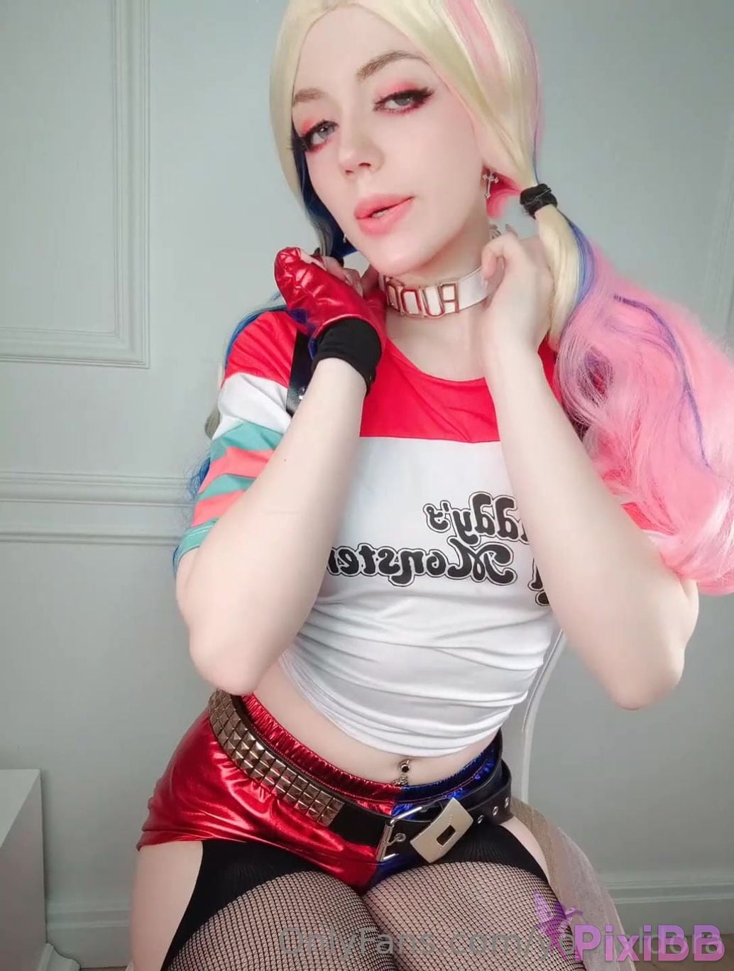 AldoraChan Harley Quinn PixiBB.COM 004
