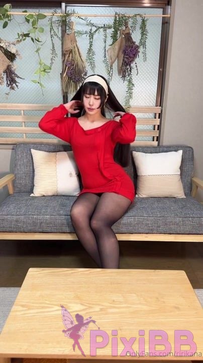 Ririkana Yor Forger Red Sweater PixiBB.COM 002