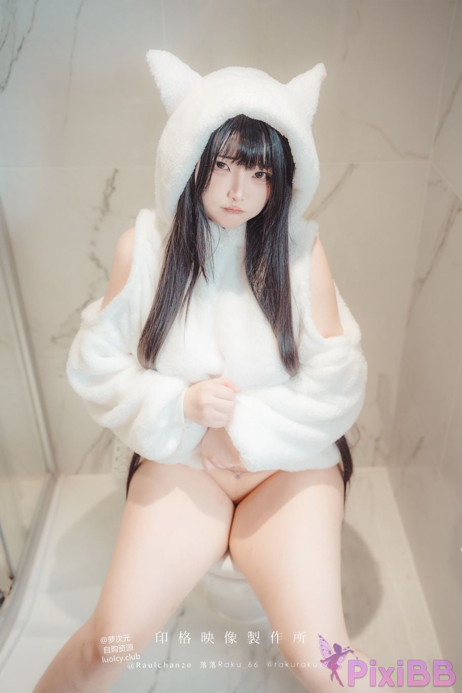 Cosplayer Luoluo Raku 8K white kitten PixiBB.COM 008