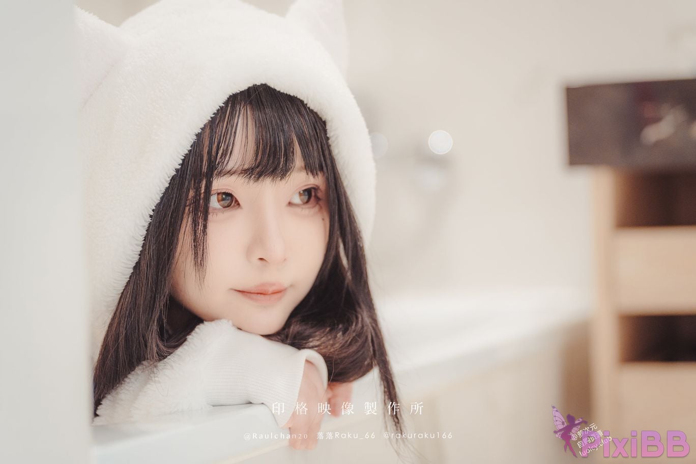 Cosplayer Luoluo Raku 8K white kitten PixiBB.COM 026