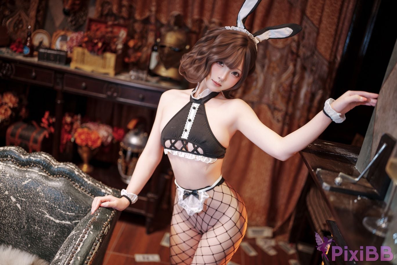 Cosplayer Bangni Bonnie Bunny girl in fishnet stockings PixiBB.COM 042