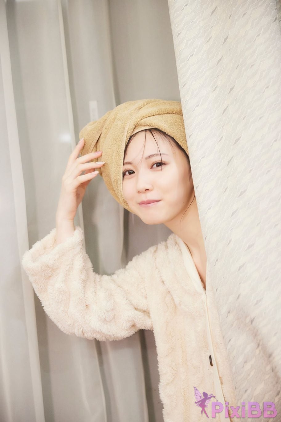 Japanese Idol Mio Ishikawa FLASH digital photo book R I want to hug you PixiBB.COM 030