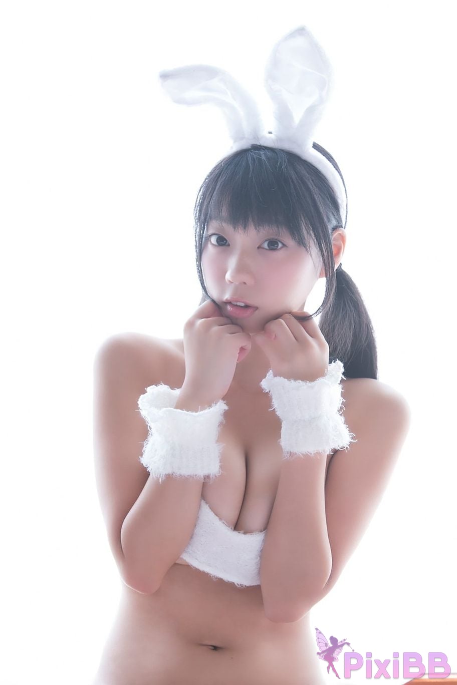 Japanese Idol Hikaru Aoyama Overflowing with eyes I want you to love me line communications a PixiBB.COM 020
