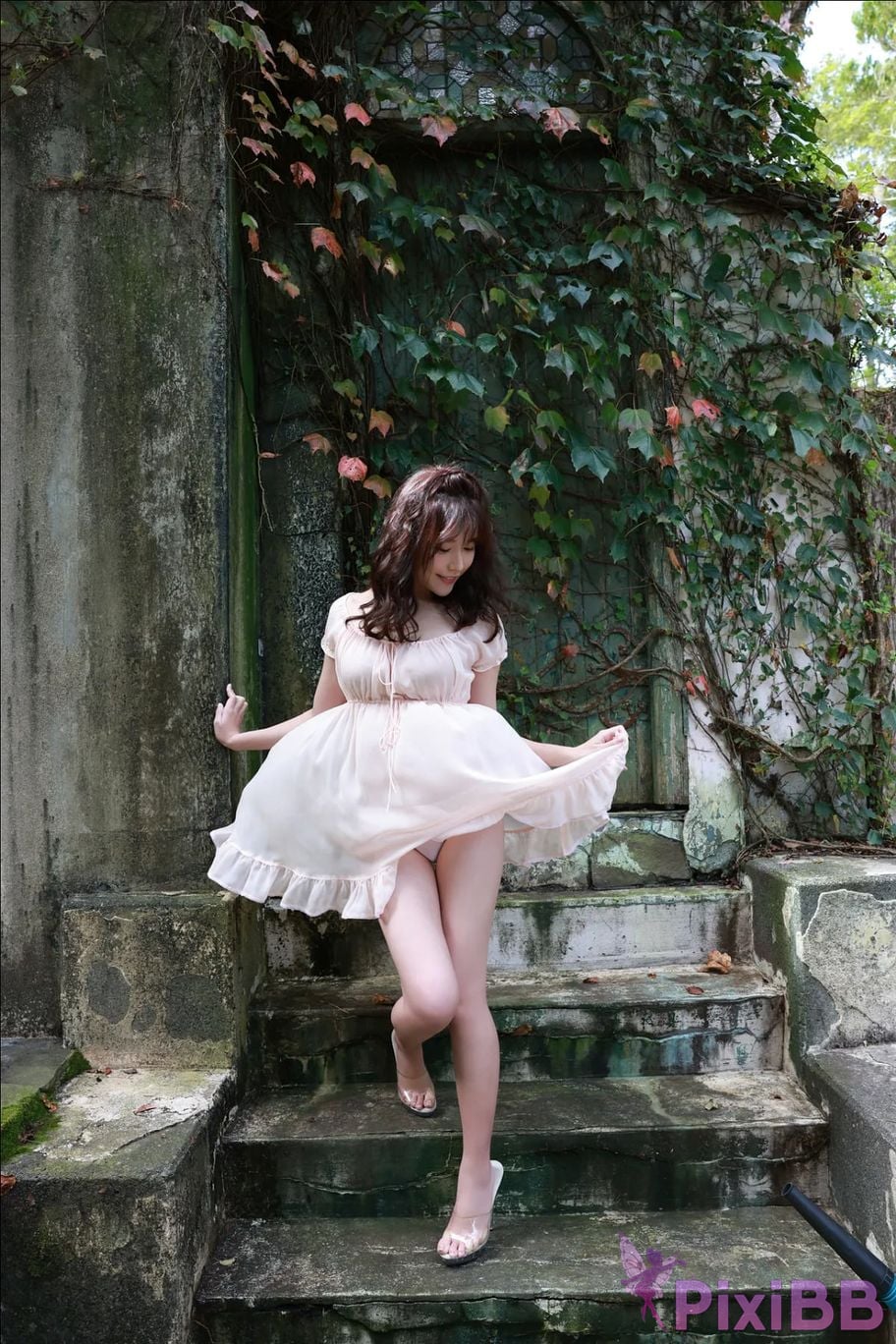 Japanese Idol Yuka Kohinata FRIDAY digital photo book sugar PixiBB.COM 002