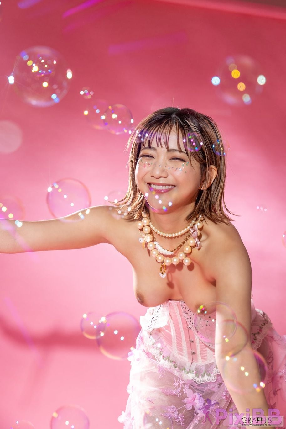 Japanese Idol Riko Hoshino Graphis Gals Limited Edition HAPPY NEW YEAR 2025 PixiBB.COM 020