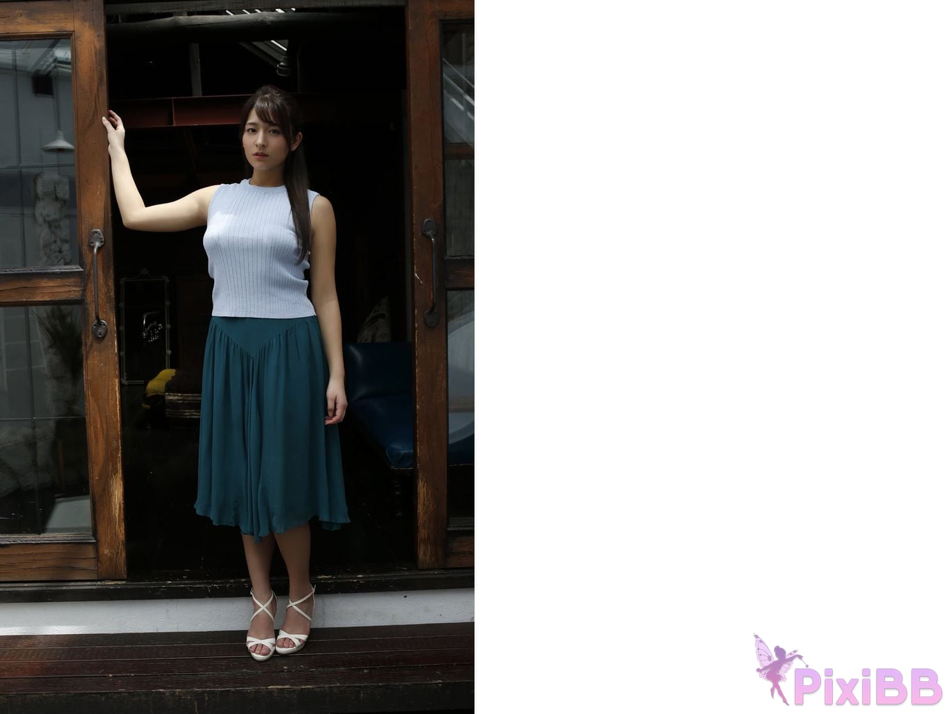 Japanese Idol Kana Tokue maybe Tsuyagoto PixiBB.COM 002