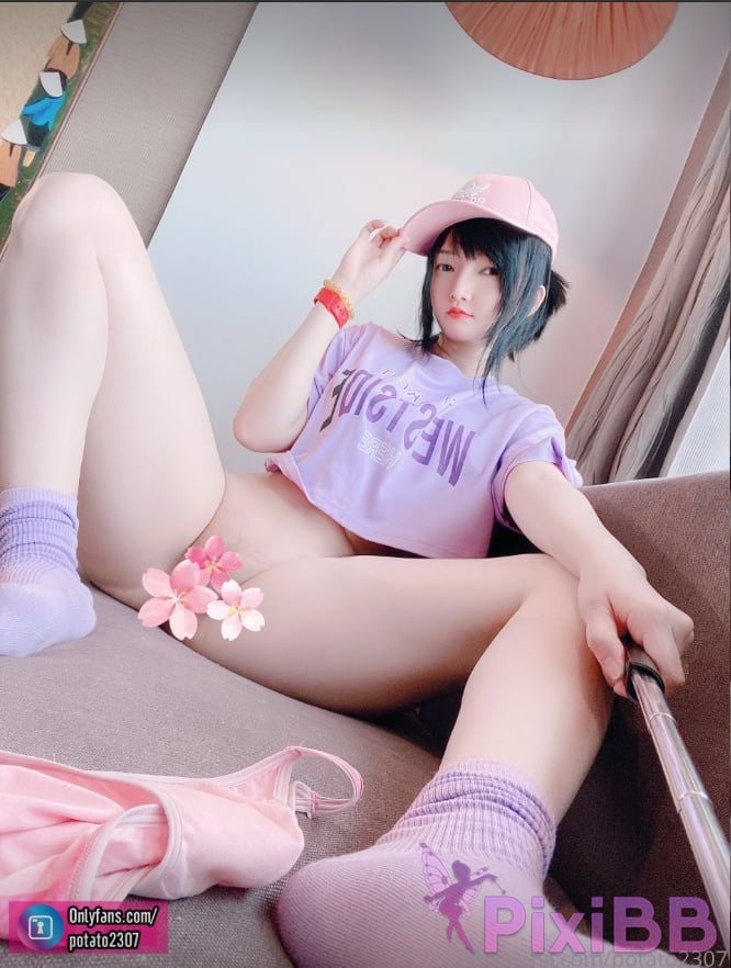 Potato Godzilla Casual Selfie PixiBB.COM 21