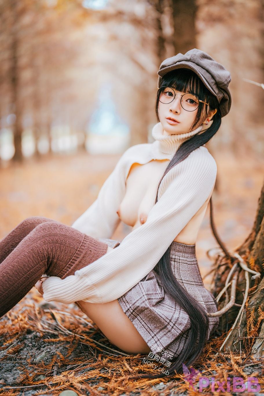 Cosplayer Luoluo Raku 8K late autumn muhchiou PixiBB.COM 014