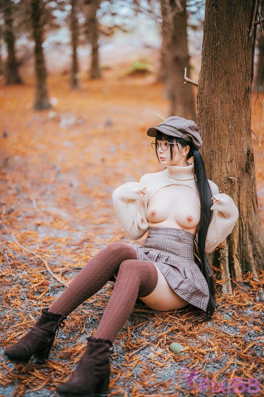 Cosplayer Luoluo Raku 8K late autumn muhchiou PixiBB.COM 015