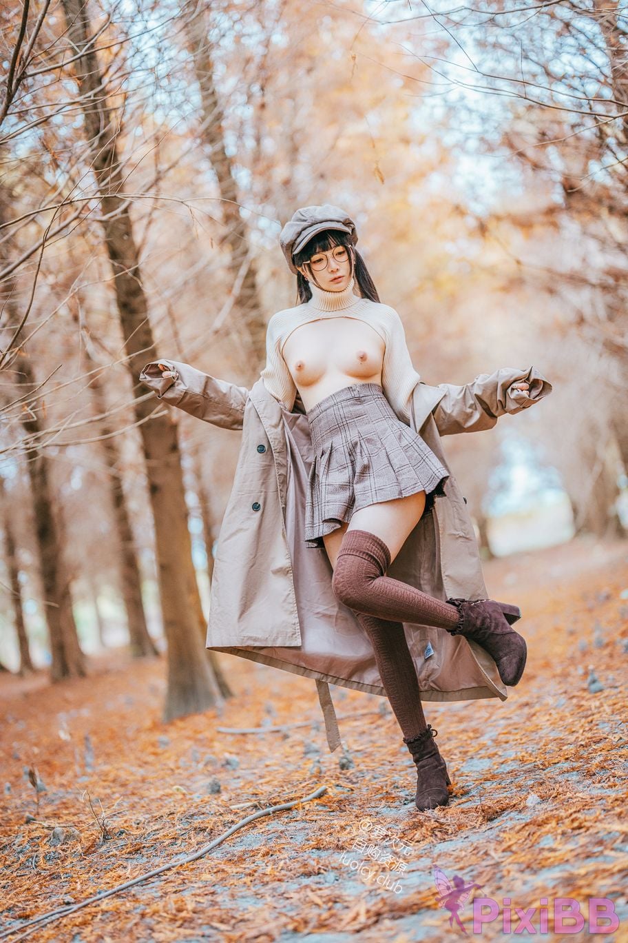 Cosplayer Luoluo Raku 8K late autumn muhchiou PixiBB.COM 019
