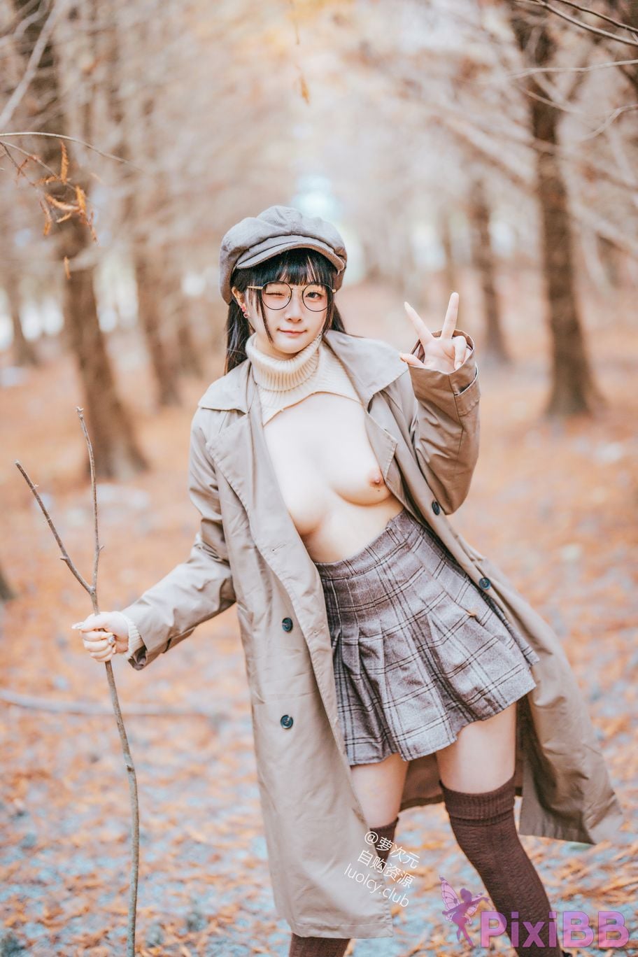 Cosplayer Luoluo Raku 8K late autumn muhchiou PixiBB.COM 021