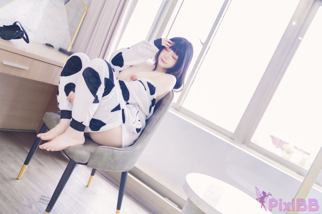 Cosplayer Luoluo Raku 8K dairy cow Milky PixiBB.COM 040