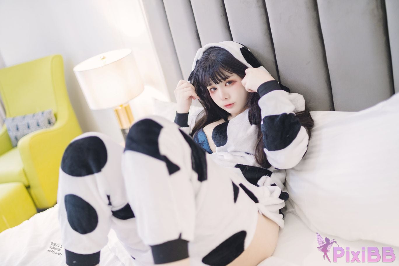 Cosplayer Luoluo Raku 8K dairy cow Milky PixiBB.COM 046