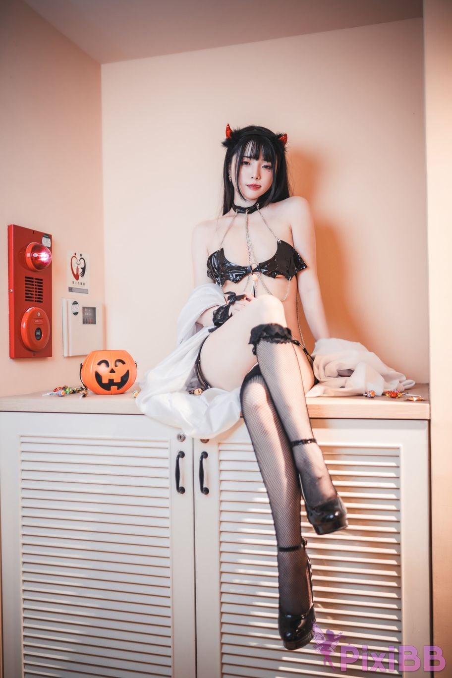 Coser Raku Trick or Treat PixiBB.COM 021