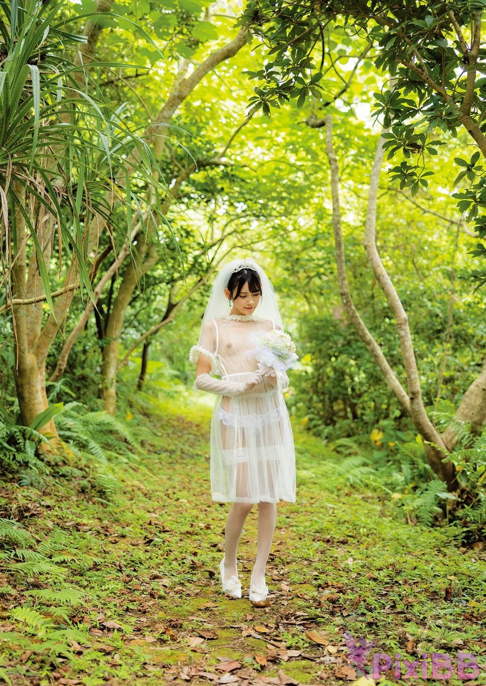 Japanese Idol Umi Yatsugake Hakake Additional cuts limited to e book version photo collection She Loves You PixiBB.COM 005