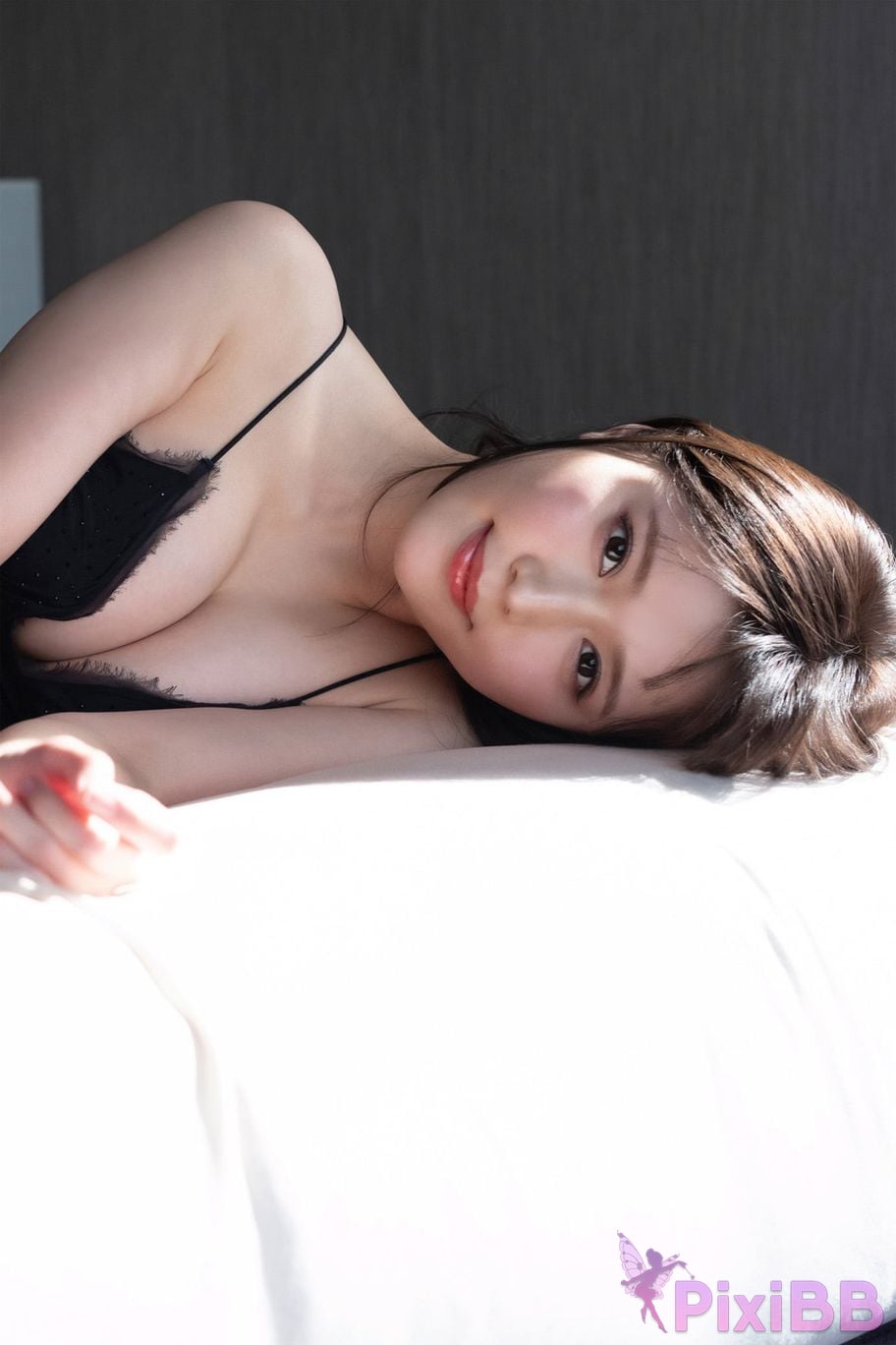 Japanese Idol Yuka Kohinata Weekly modern digital photo collection SEXY Bunny and hotel secret meeting PixiBB.COM 038