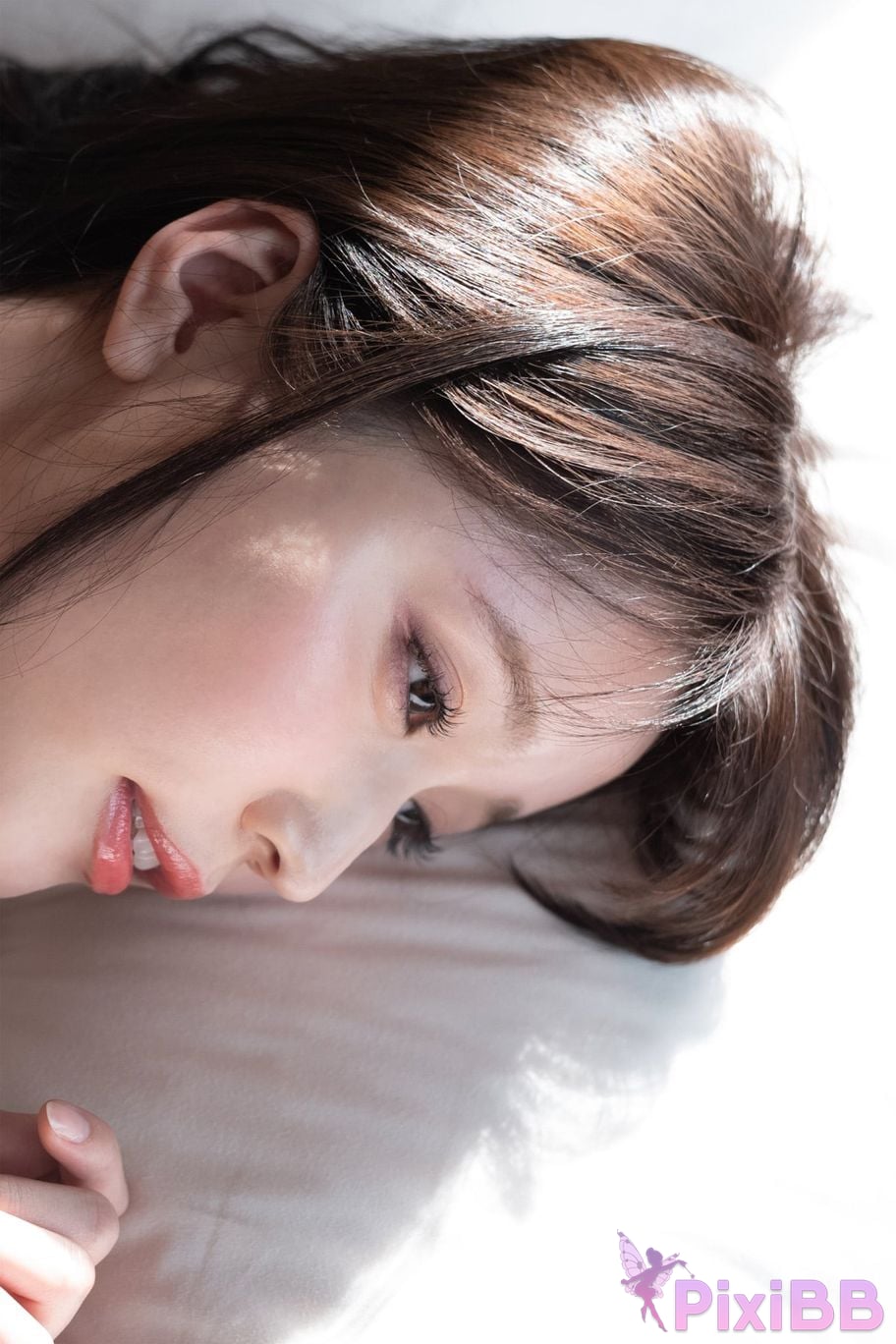 Japanese Idol Yuka Kohinata Weekly modern digital photo collection SEXY Bunny and hotel secret meeting PixiBB.COM 041