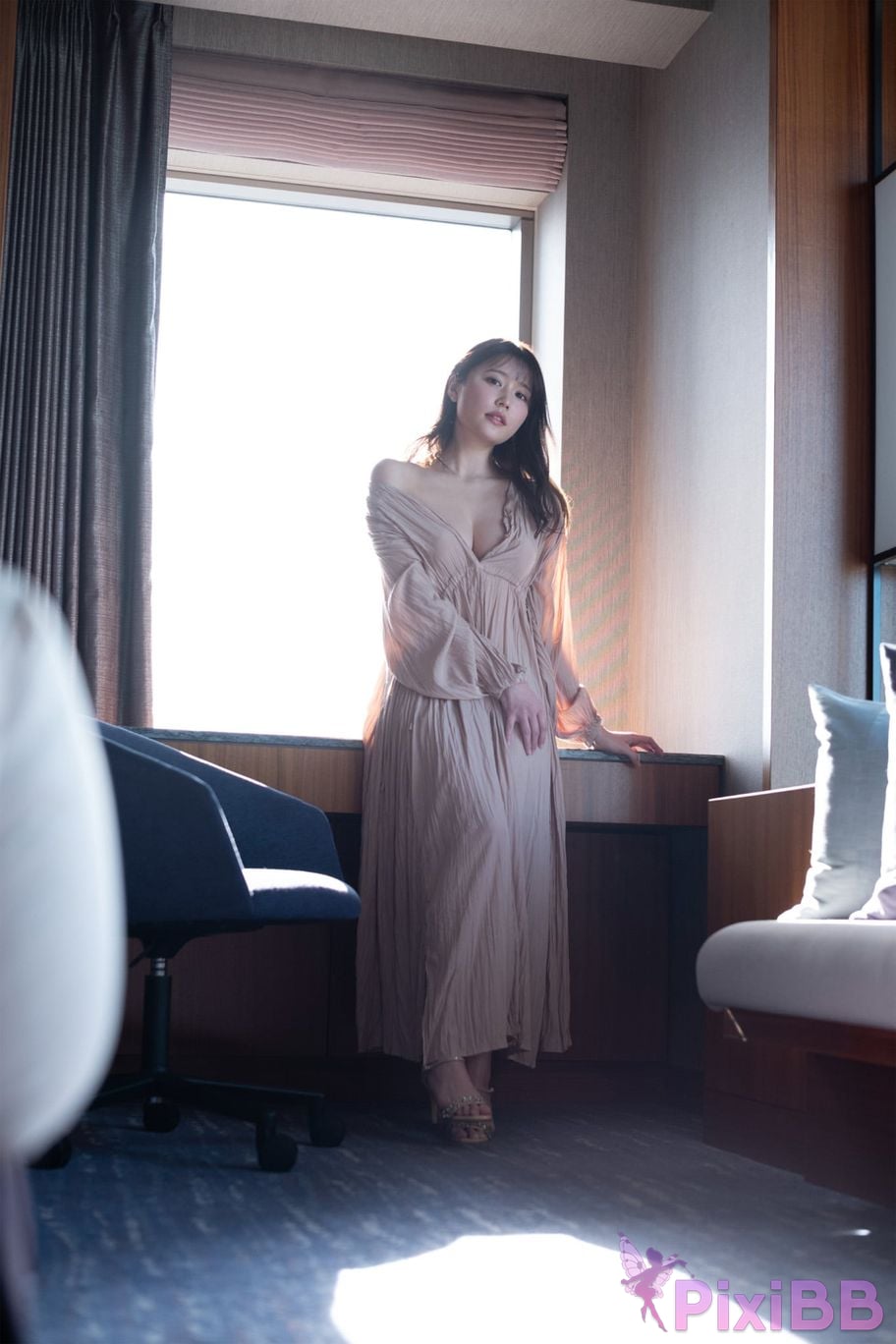 Japanese Idol Yuka Kohinata Weekly modern digital photo collection SEXY Bunny and hotel secret meeting PixiBB.COM 043