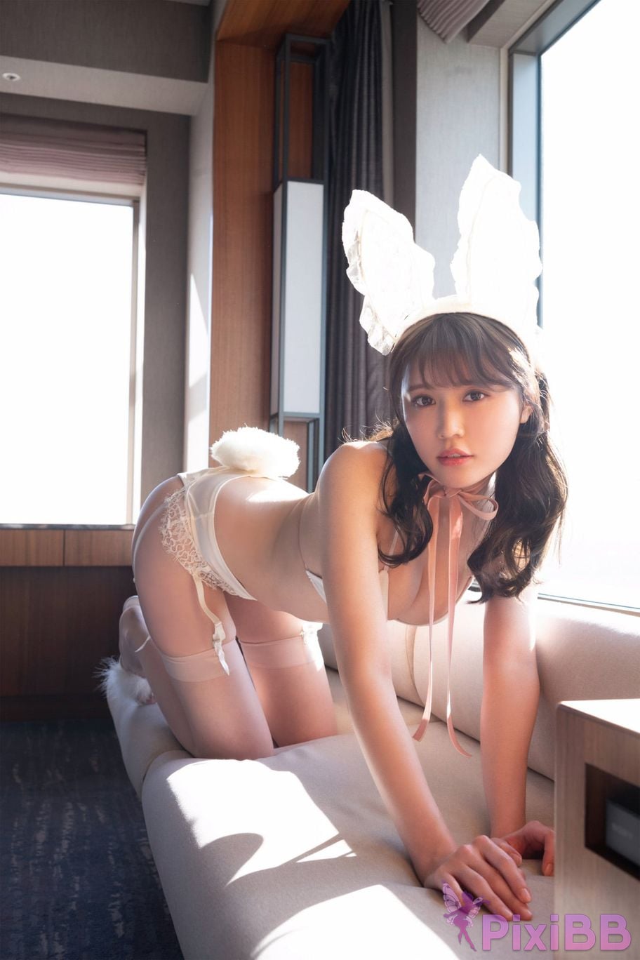 Japanese Idol Yuka Kohinata Weekly modern digital photo collection SEXY Bunny and hotel secret meeting PixiBB.COM 104
