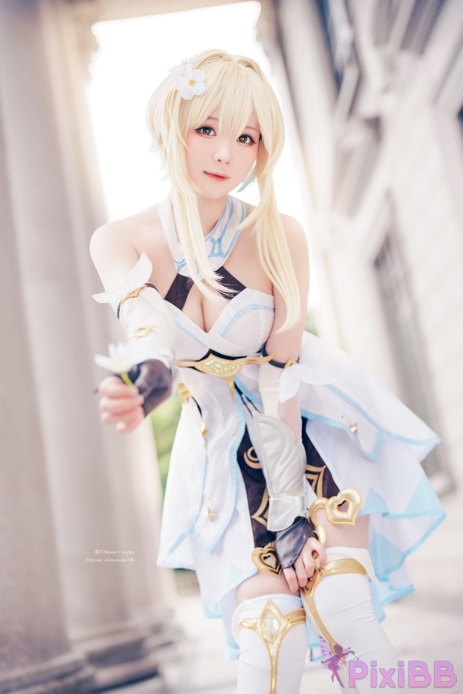 Cosplayer Shimotsuki shimo Lumine Genshin PixiBB.COM 002