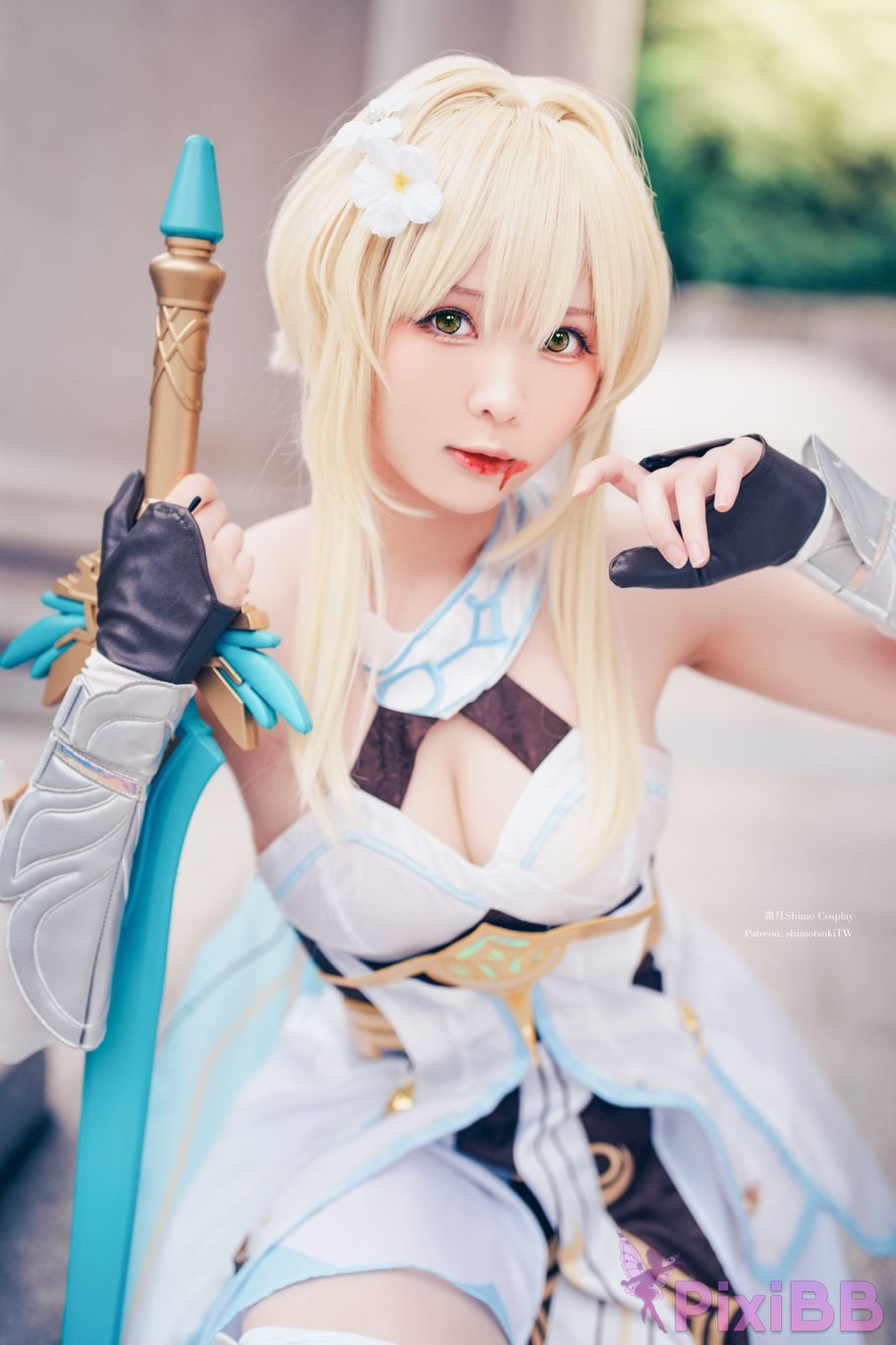 Cosplayer Shimotsuki shimo Lumine Genshin PixiBB.COM 010