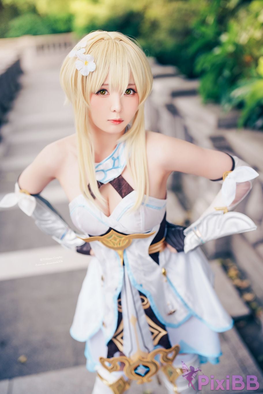 Cosplayer Shimotsuki shimo Lumine Genshin PixiBB.COM 011