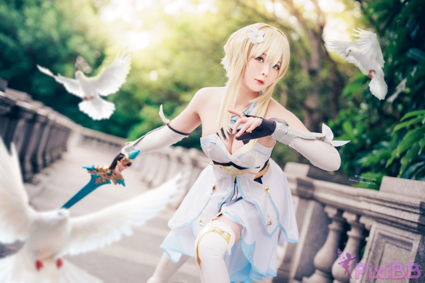 Cosplayer Shimotsuki shimo Lumine Genshin PixiBB.COM 015