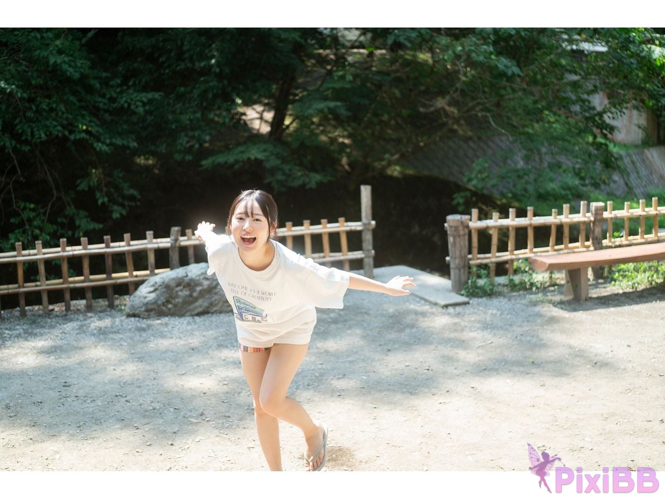Japanese Idol Miu Shirahama Mito FLASH digital photo book when we were friends PixiBB.COM 004