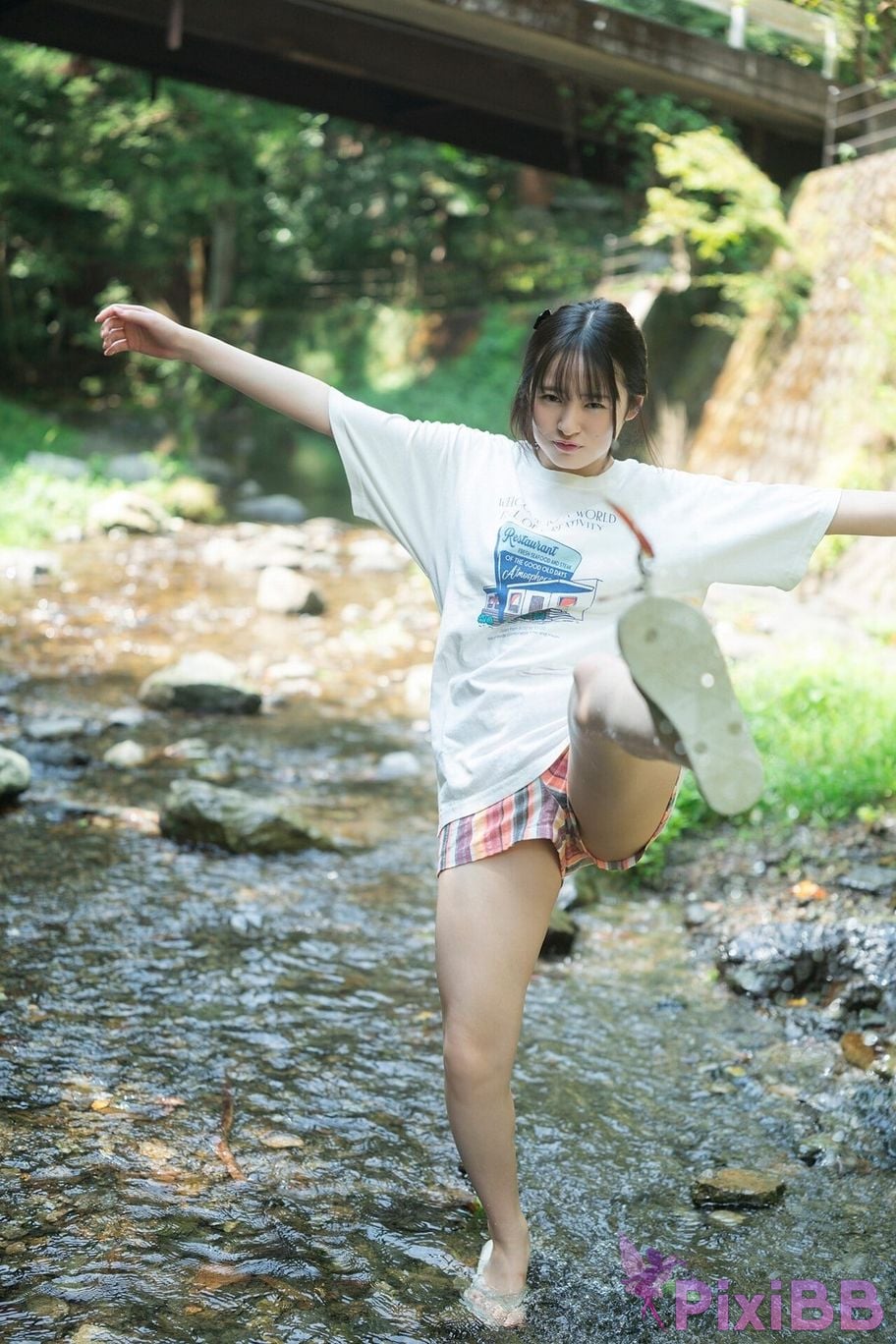Japanese Idol Miu Shirahama Mito FLASH digital photo book when we were friends PixiBB.COM 010