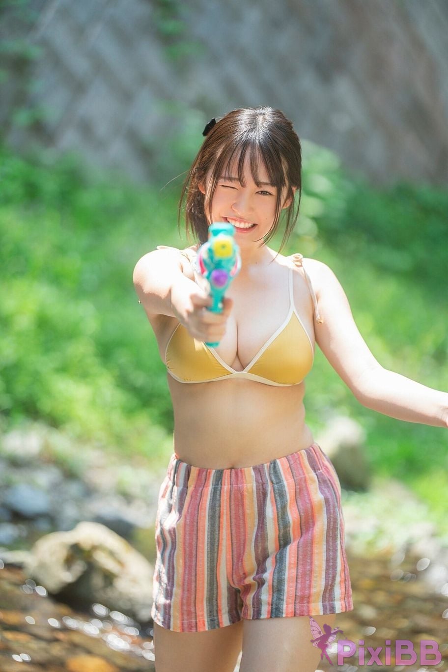 Japanese Idol Miu Shirahama Mito FLASH digital photo book when we were friends PixiBB.COM 014