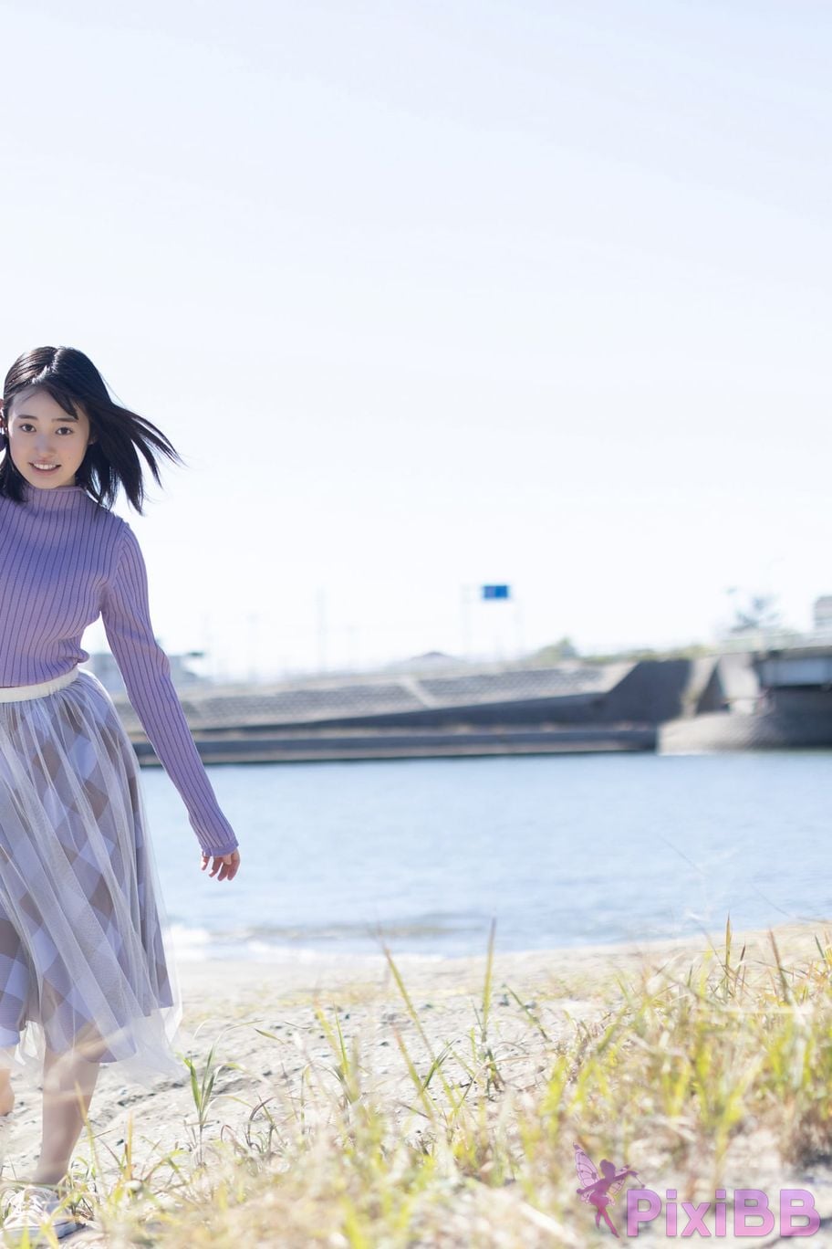 Japanese Idol Miu Shirahama FRIDAY Digital Photo Book Gurney Vol. 2 A slightly adult 100 page deluxe edition PixiBB.COM 099