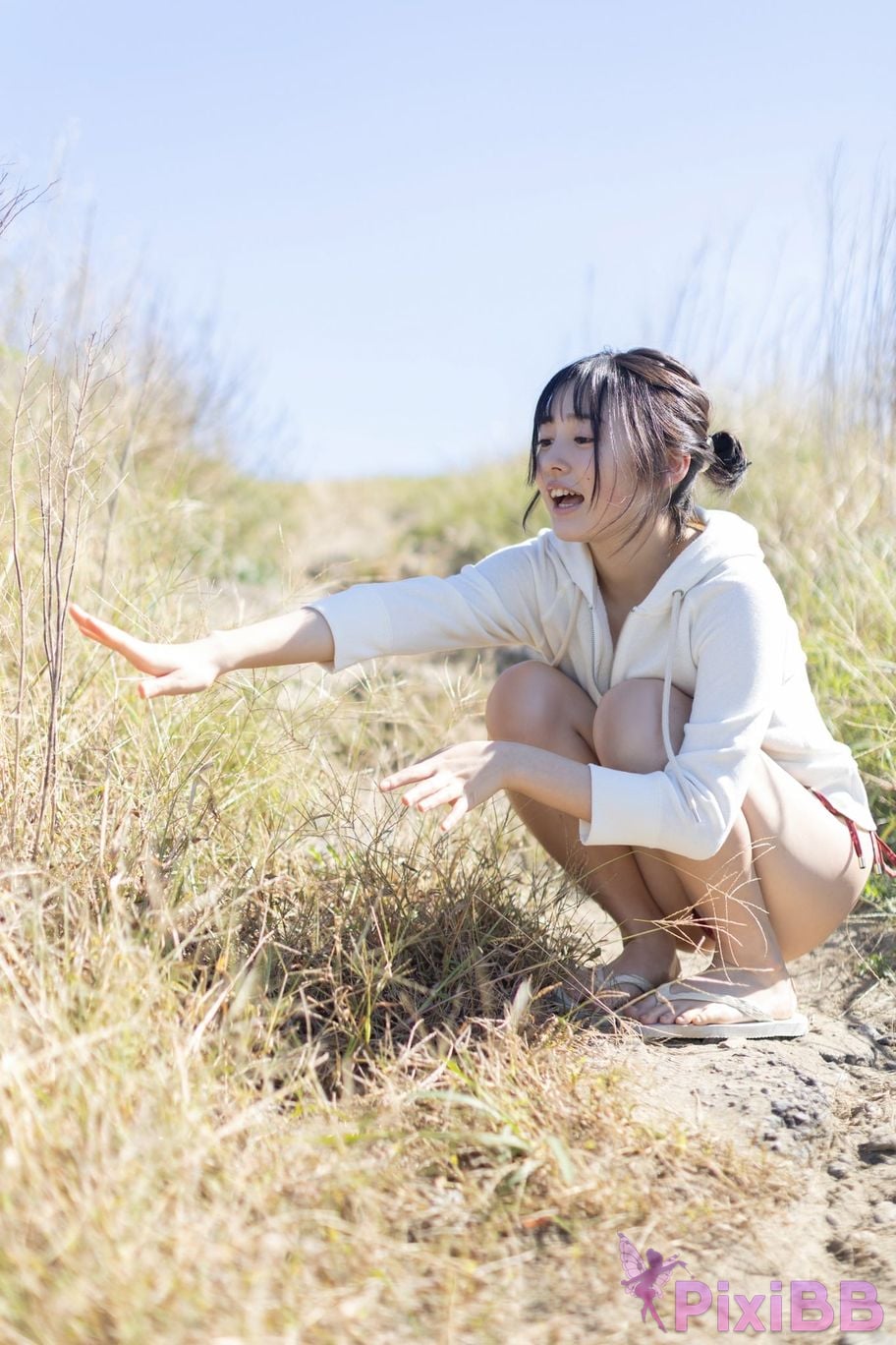 Japanese Idol Miu Shirahama FRIDAY Digital Photo Book Gurney Vol. 1 PixiBB.COM 012