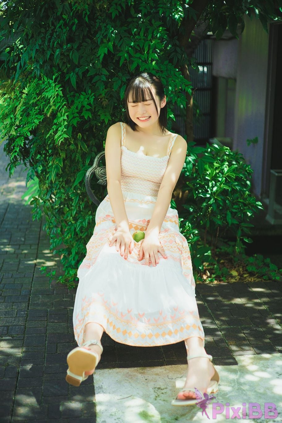 Japanese Idol Miu Shirahama Mito A s u p e r t a l n d b o i T Young Champion Digigra PixiBB.COM 011