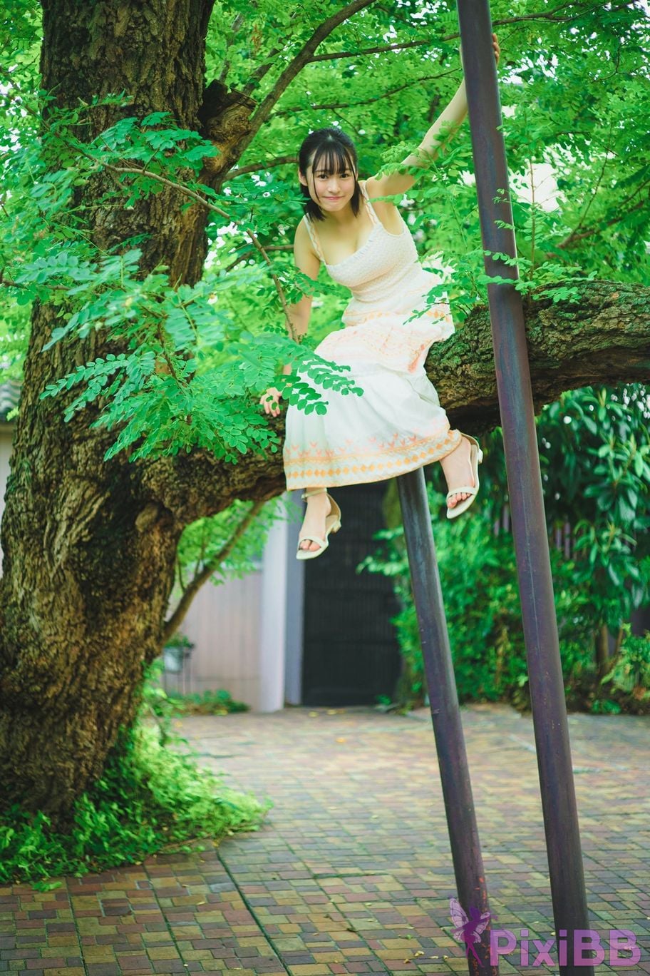 Japanese Idol Miu Shirahama Mito A s u p e r t a l n d b o i T Young Champion Digigra PixiBB.COM 066