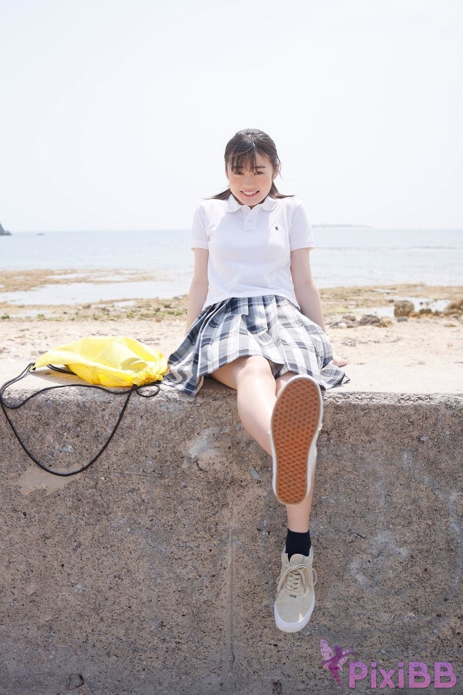 Japanese Idol Miu Shirahama Young Gangan Digital Limited Photo Book Training Camp with You Edition Special PixiBB.COM 054