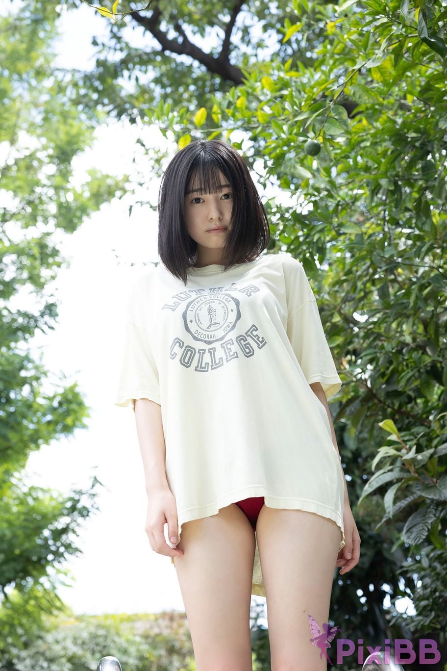 Japanese Idol Miu Shirahama FLASH Digital Photo Book A little adult PixiBB.COM 063