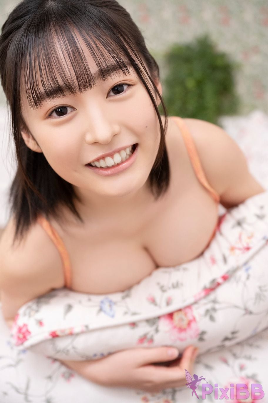 Japanese Idol Miu Shirahama Manga Action Digital Photo Book Pure White PixiBB.COM 036