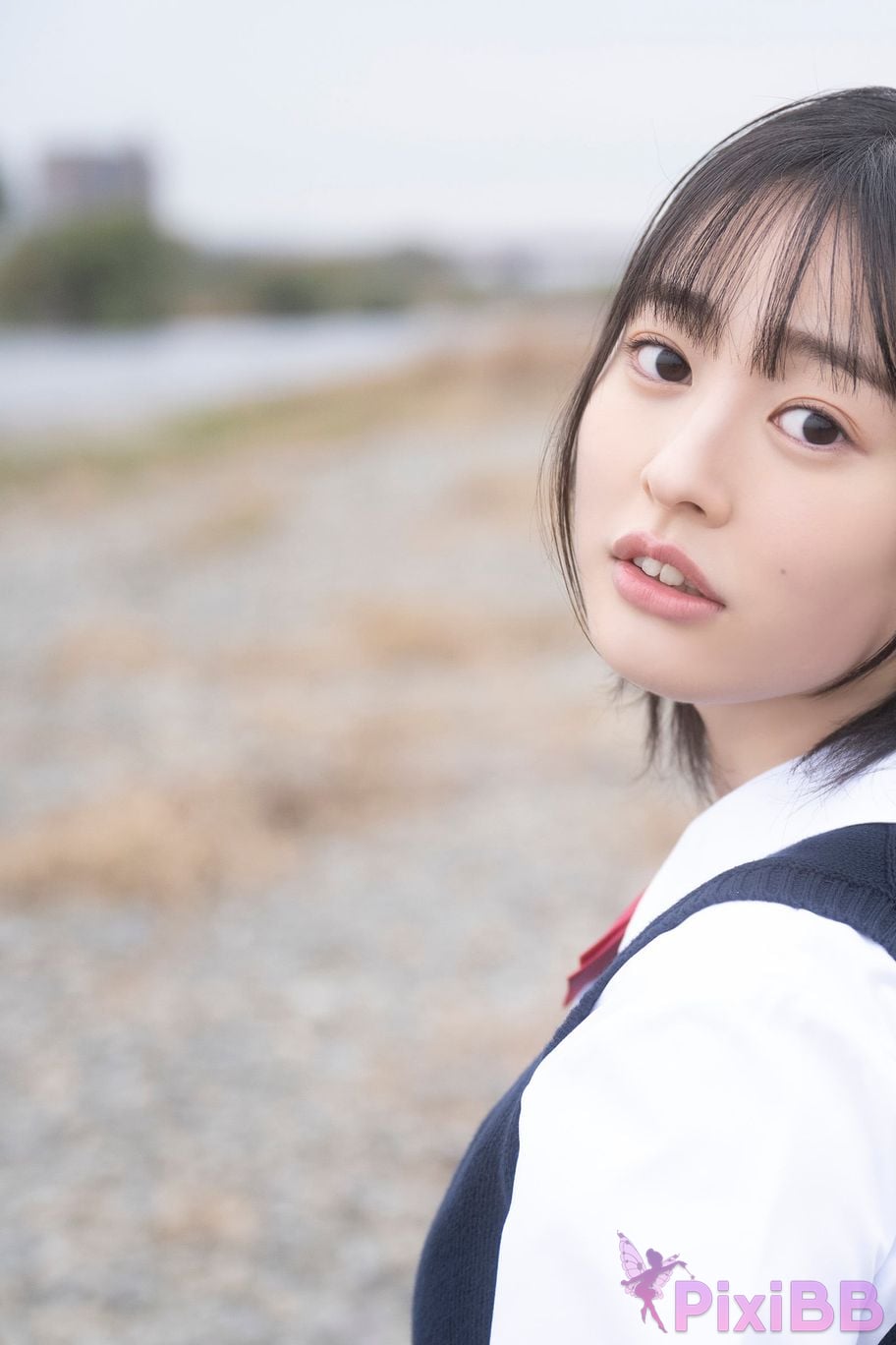Japanese Idol Miu Shirahama Manga Action Digital Photo Book Pure White PixiBB.COM 048