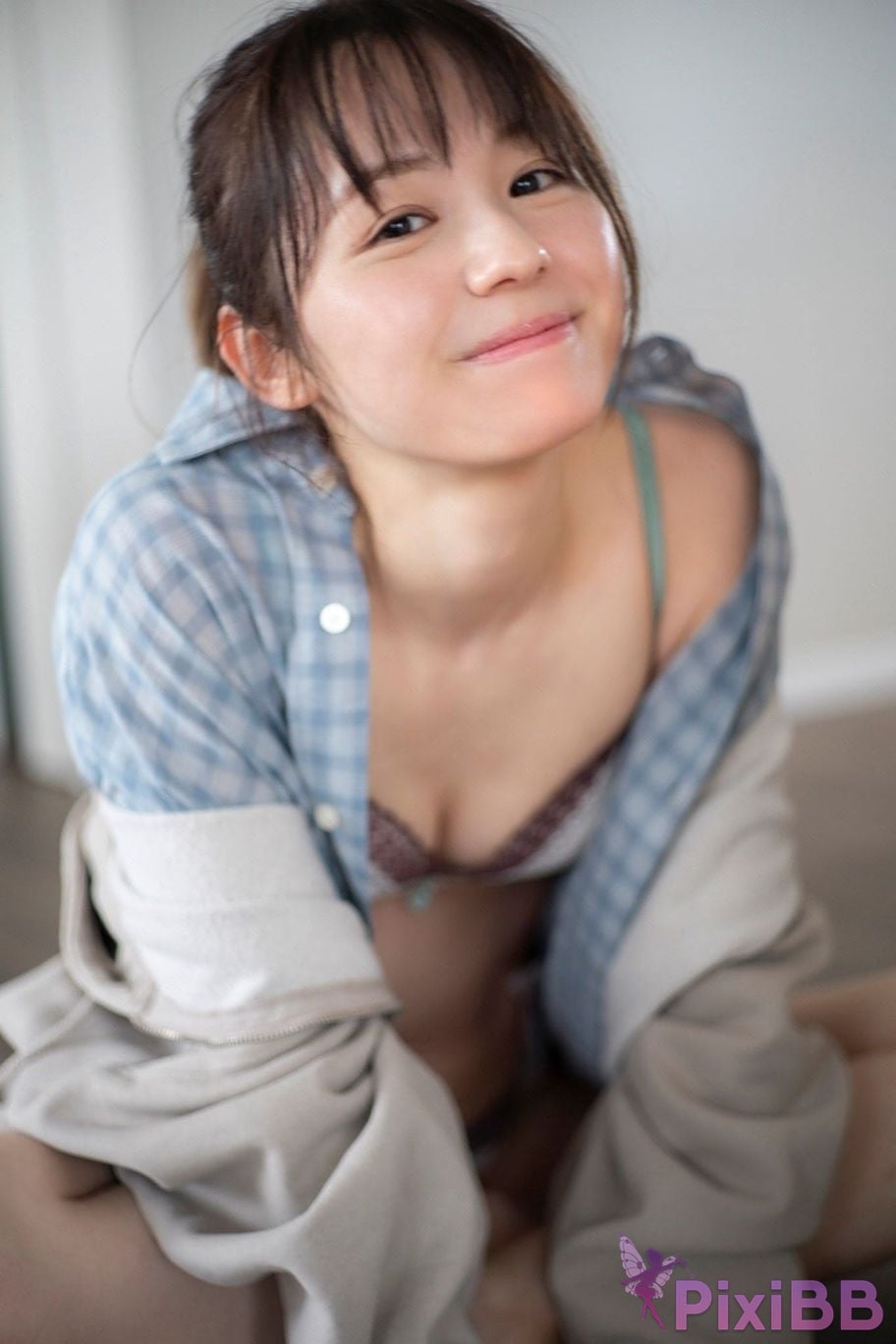 Japanese Idol Rina Koike turn your page SPA digital photo book BOOKS PixiBB.COM 040